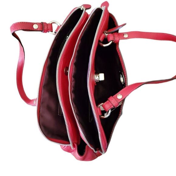 Authentic Coach Red purse - Picture 3 of 4